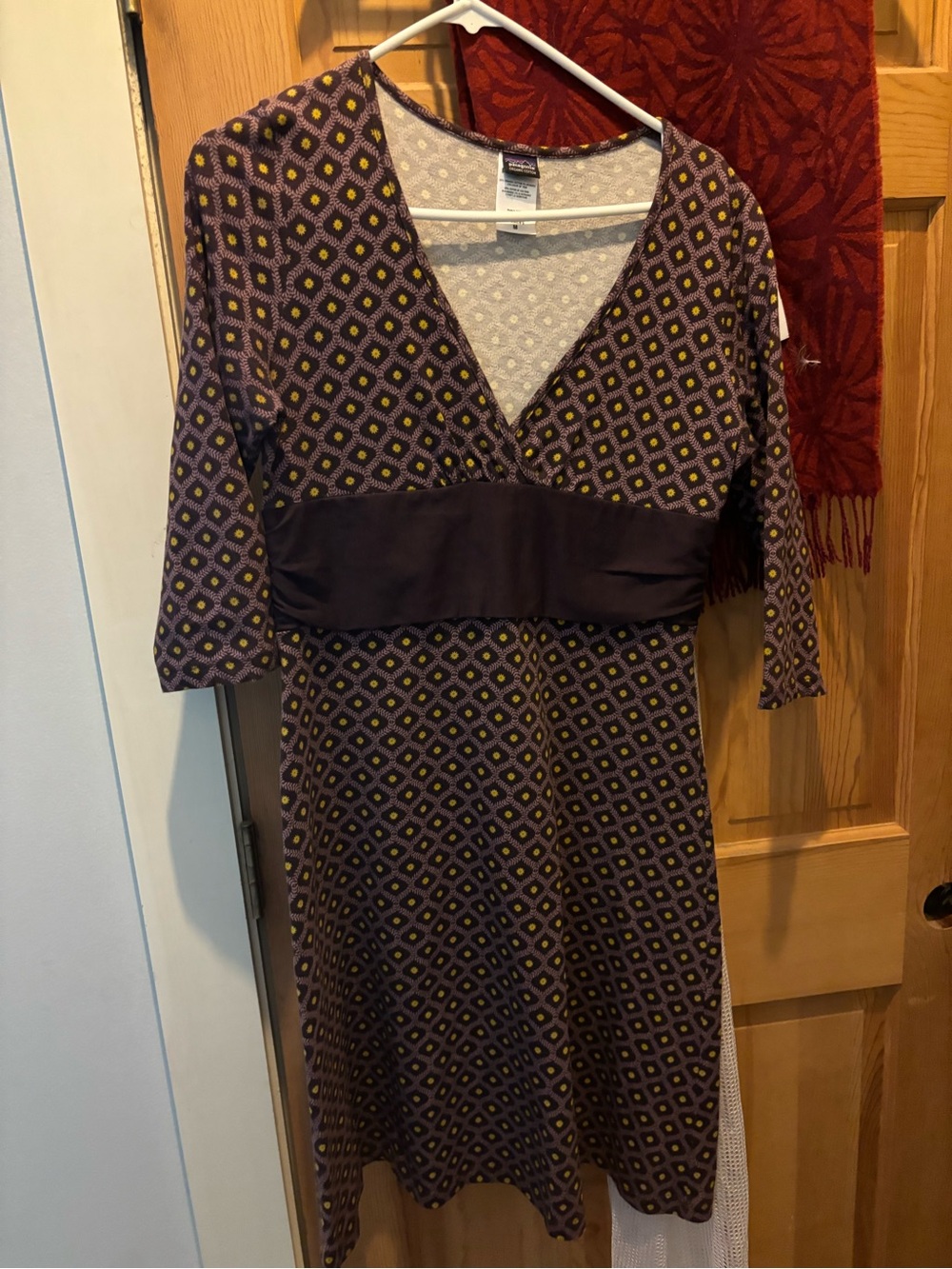 Women's V-Neck Patterned Empire Waist Dress - Purple